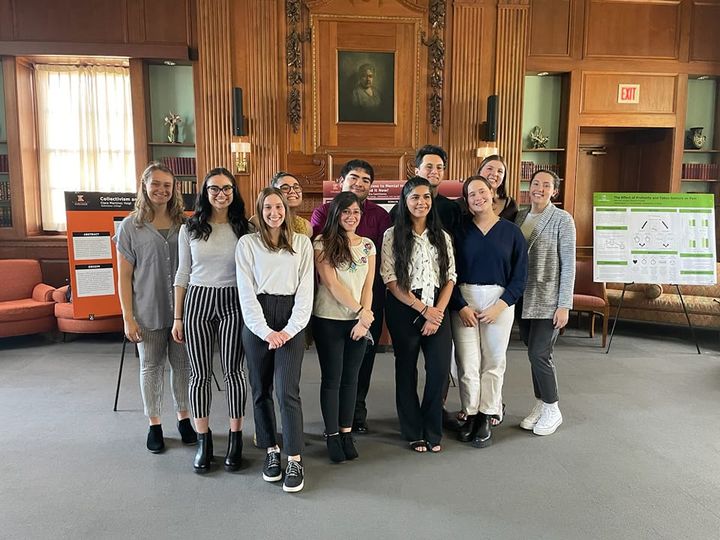 Psychology majors at the Senior Integrated Project Symposium 