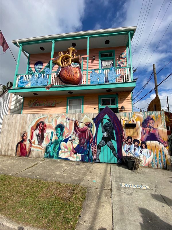 Colorful paintings and adornments on a building in New Orleans