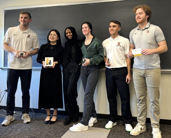 Darsalam Amir ’24 worked with a student team from Amy MacMillan’s Principles of Marketing class