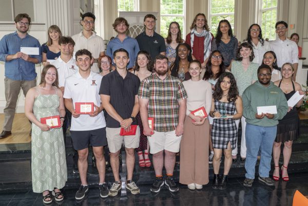 A group of students receives Senior Awards