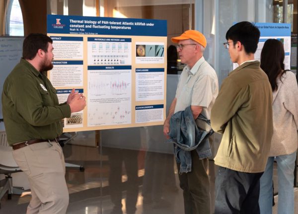 Student presents his sustainability Senior Integrated Project