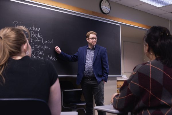 Justin Berry teaches his polarization and civil discourse students