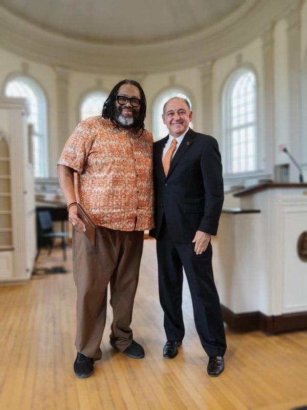 Quincy Thomas and President Jorge G. Gonzalez at Founders Day