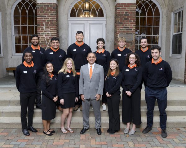 President Student Ambassadors posing with President Jorge Gonzalez