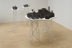 K Art Professor Cited in Exhibition Review