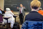 Judge Gerald Rosen talks with students at Kalamazoo College