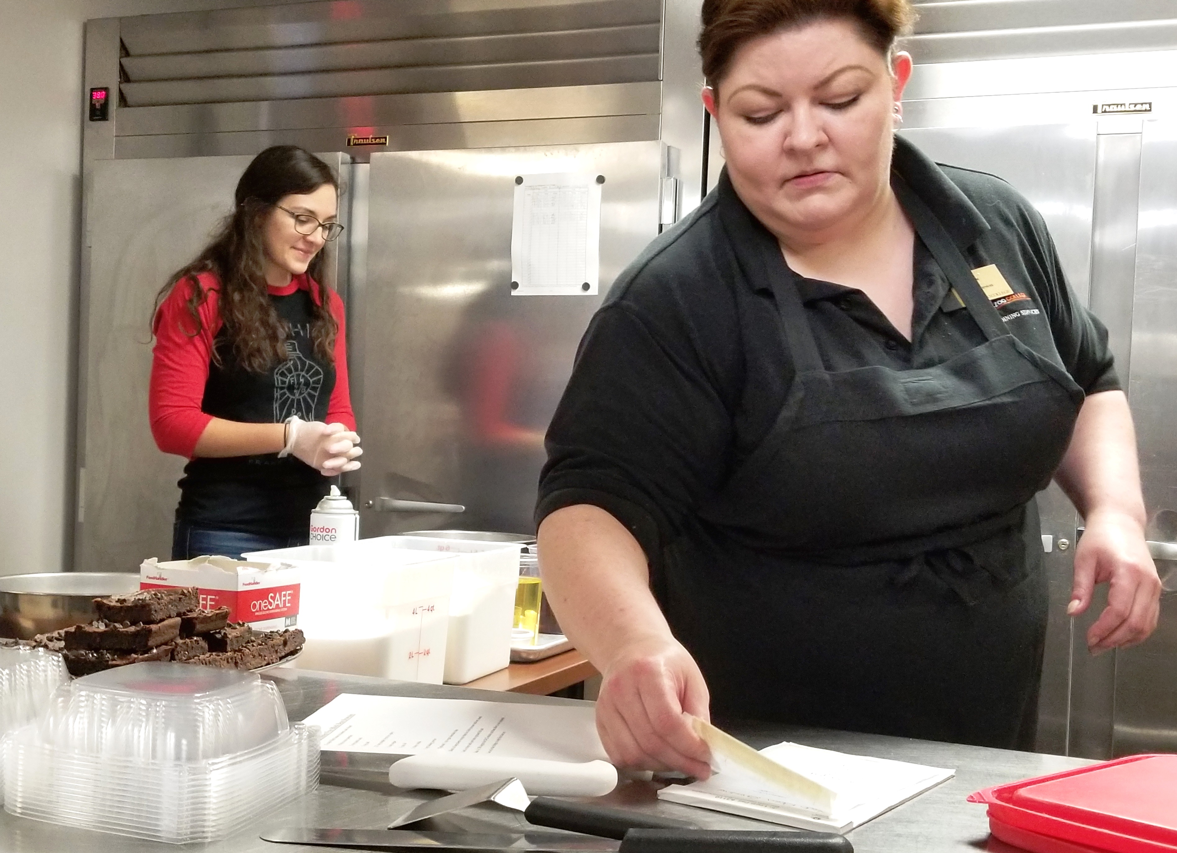Vegan Desserts Event Gives Students Hands-On Fun