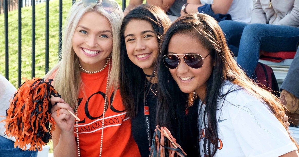 Display Your K Spirit on National College Colors Day